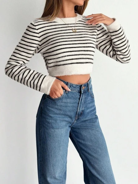 Kadın Uzun Kollu Balıkçı Yaka Crop Triko Bluz - Resim 2