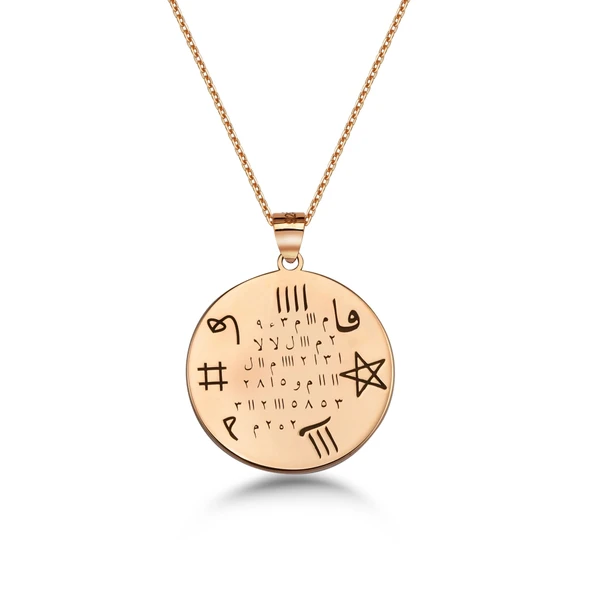 Hiçlikten Gelen Güç Gümüş Kolye ürün görseli 1