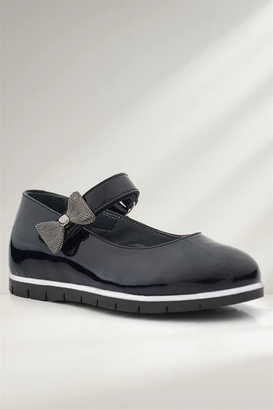 Rakerplus Hakiki Deri Siyah Rugan Kurdele Detaylı Kız Çocuk Babet ürün görseli