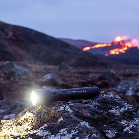 Ledlenser P6R SIGNATURE EL FENERİ 502189 - 6