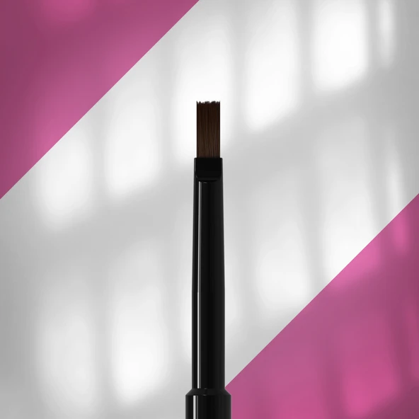 Staleks Kapaklı Sentetik Açılı Protez Tırnak Jel Fırçası 8,5mm NBE-05 ürün görseli