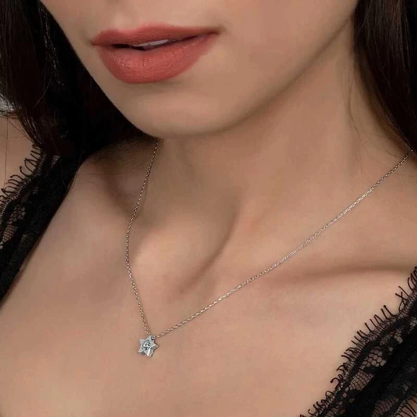 Supertrend Swa Taşlı Gümüş Yıldız Bayan Kolye - Resim 2