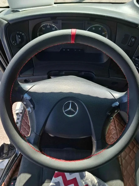 DİKİŞLİ DİREKSİYON KILIFI SİYAH DERİ KIRMIZI YÜZÜK KIRMIZI DİKİŞLİ MERCEDES AXOR 1840 İÇİN - 1