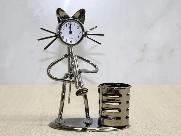 CEYLAN ADAM Metal Saksafon Çalan Kedi Müzisyen Saat Ve Kalemlik Alk4346 ürün görseli 1