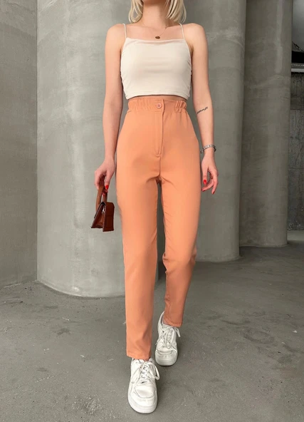 Beli lastikli karamel pantolon ürün görseli 1