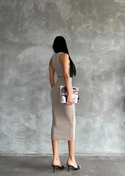 Halter elbise - 2