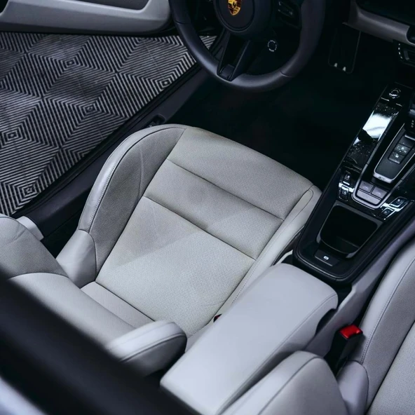 GYEON Q²M LeatherSet Natural Modern Deri Günlük Hafif Temizlik ve Bakım Seti (5 Parça) - 200 ml - 6