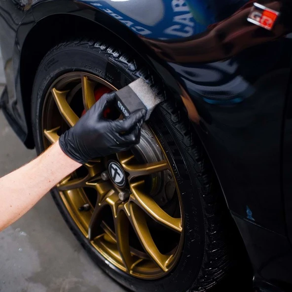 GYEON Q² Tire Lastik Parlatıcı Ve Koruyucu Jel - 500 ml -Seramik Bazlı Lastik Teker Cilası - 5