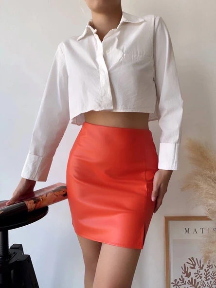 Tek yırtmaçlı arkadan fermuarlı deri etek turuncu s24475 ürün görseli