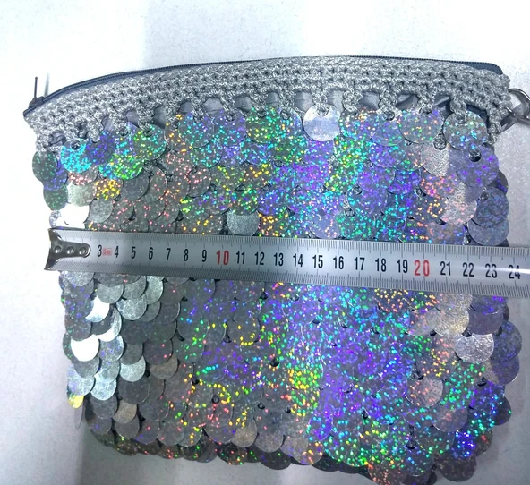 Pullu Clucht Çanta Parlak Gümüş Renk - 4