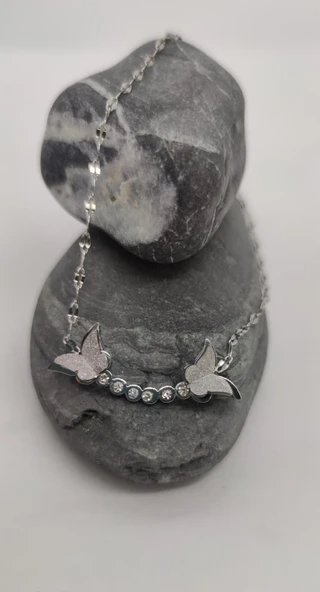 Kelebek Motifli Çelik Kolye ürün görseli