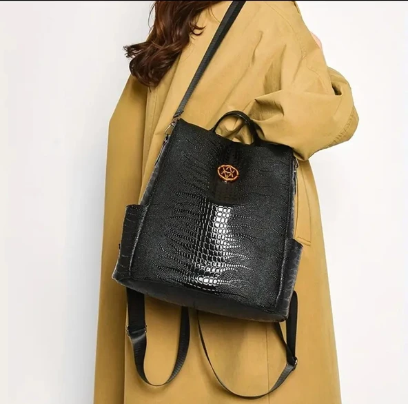 PARLAK KADIN SIRT ÇANTA - Resim 2