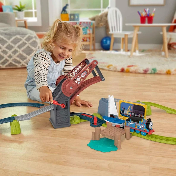 Orjinal Fisher Price Thomas ve Arkadaşları Thomas ve Skiff Açılır Köprü Macerası Seti HGX65 ürün görseli