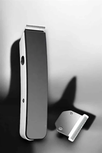 Paslanmaz Çelik Şarjlı Tıraş Makinesi Pratik ve Keskin Performans - Resim 5