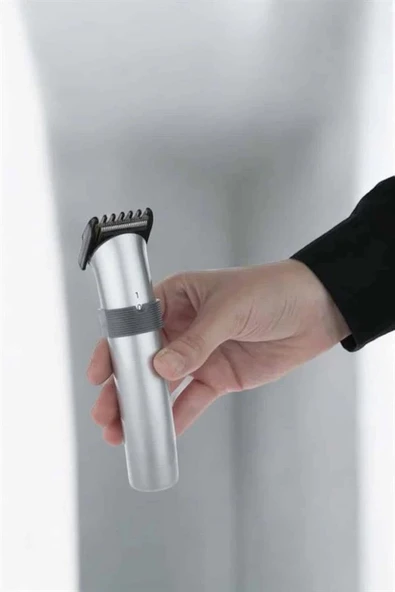 4 Taraklı Profesyonel Şarjlı Saç ve Sakal Kesme Tıraş Makinesi Seti - Resim 4