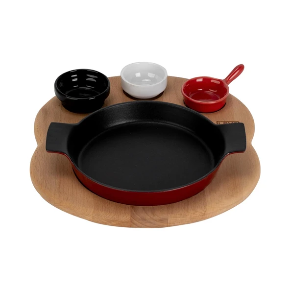 Lava Döküm Yuvarlak Sahan Döküm Demir Yekpare Çift Kulplu Kayın Servis Ahşabı. Çap(Ø)18cm. (Sos kapları dahil değildir.)-Bordo ürün görseli