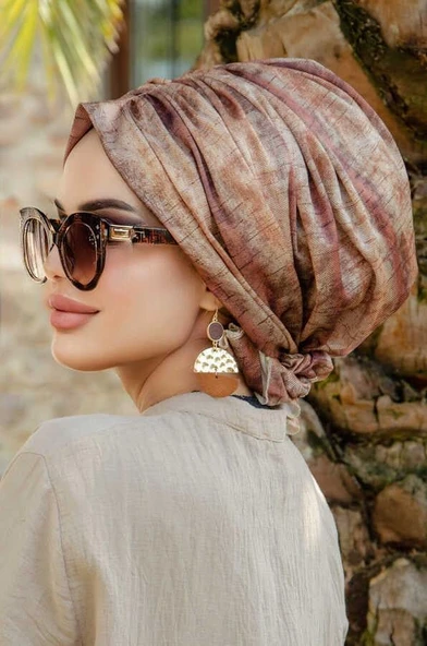 Taba Tonlamalı Desenli Tokalı Bone - Resim 3