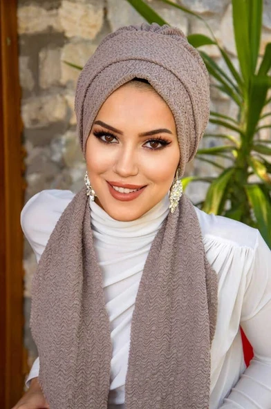 Taş Rengi Piliseli Atkılı Bone ürün görseli