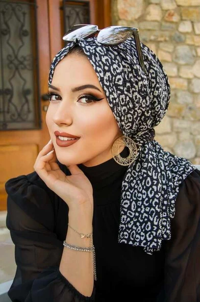 Siyah Leopar Piliseli Tokalı Bone - Resim 4