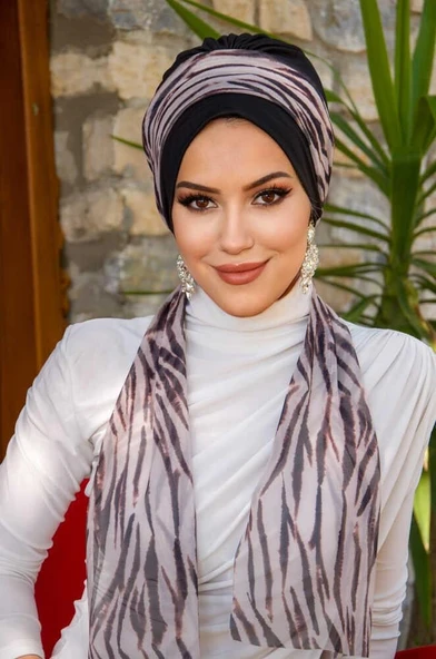 Siyah Zebra Desen Fularlı Bone - Resim 3