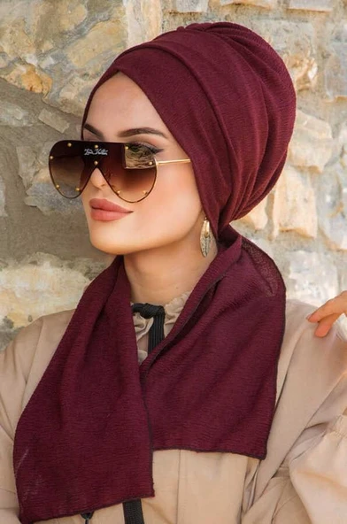 Koyu Bordo Krinkıl Atkılı Bone ürün görseli