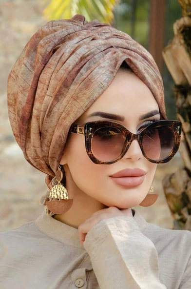 Taba Tonlamalı Desenli Tokalı Bone ürün görseli