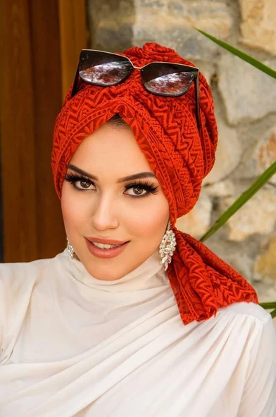 Taba Dantel Tokalı Bone - Resim 2