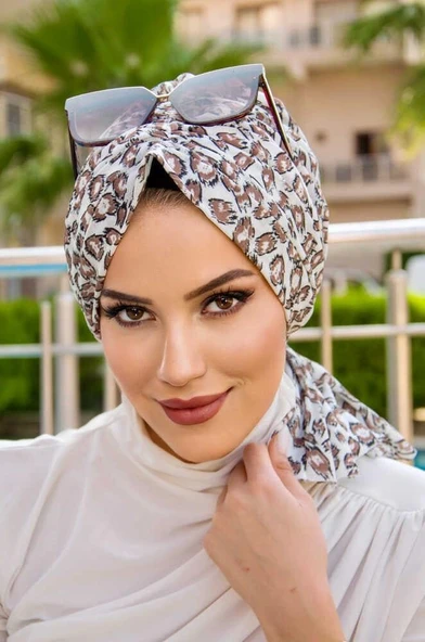 Leopar Desenli Tokalı Bone - Resim 3