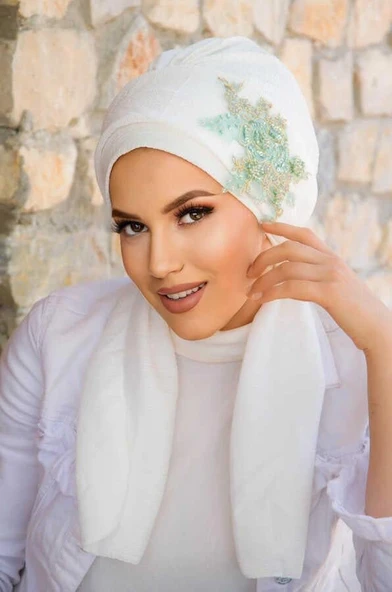 Beyaz Dantel Nakışlı Atkılı Abiye Bone - 60101 ürün görseli