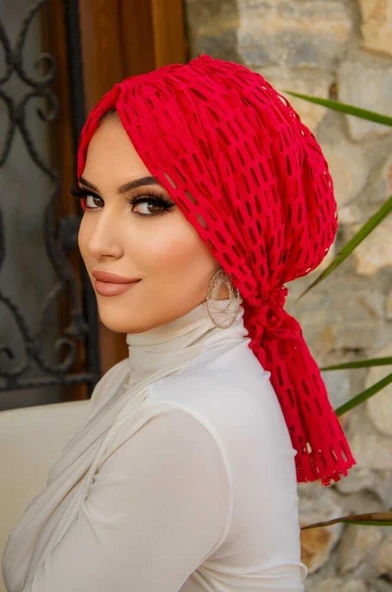 Kırmızı Dantel Tokalı Bone - Resim 2