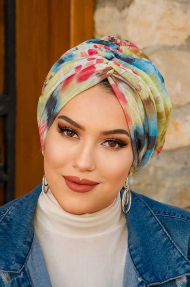 Çok Renkli Ebru Desenli Burgu Bone ürün görseli