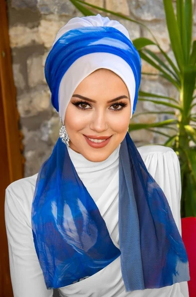 Beyaz Saks Mavi Fularlı Bone ürün görseli