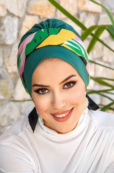 Yeşil Çok Renkli Bantlı Bone ürün görseli