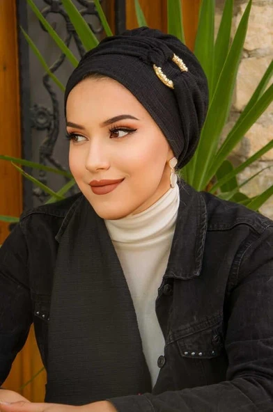 Siyah Gold Toka Detaylı Atkılı Bone - Resim 2