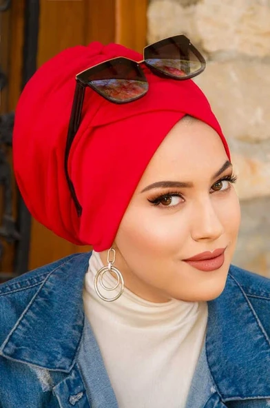 Kırmızı Çapraz Bantlı Dolgulu Bone - Resim 4