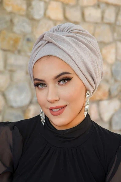 İnci Pudrası Işıltılı Burgu Detaylı Bone - Resim 3