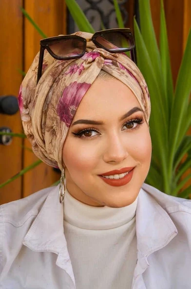 Camel Vişne Desenli Burgu Bone ürün görseli