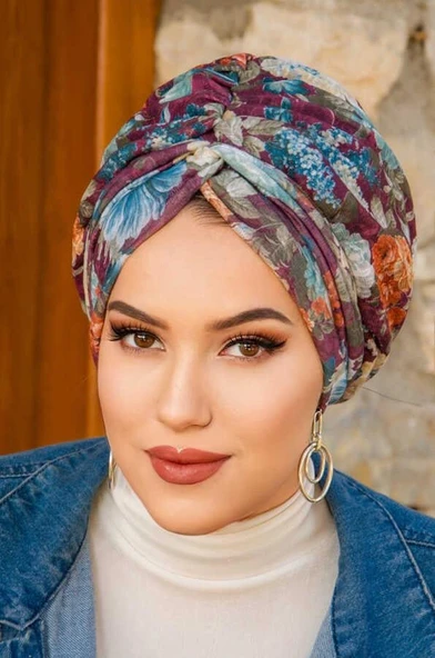 Bordo Çiçek Desen Burgu Bone ürün görseli