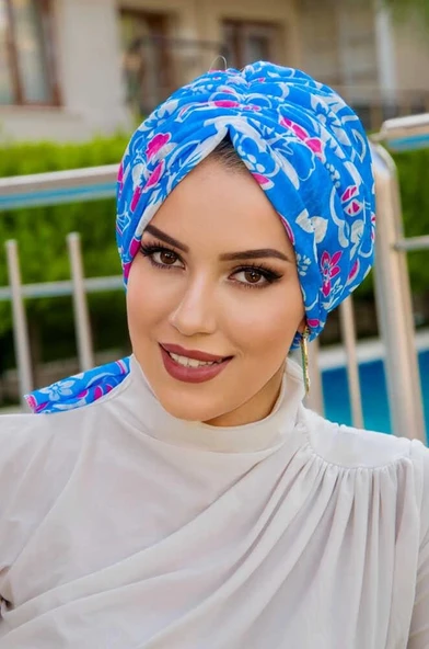 Mavi Desenli Tokalı Bone ürün görseli