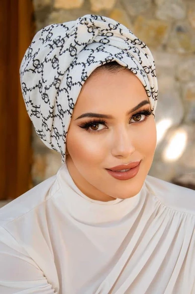 Beyaz Hat Desen Burgu Detaylı Bone - Resim 2