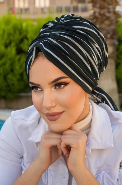 Siyah Çizgili Köpük Tokalı Bone - Resim 3