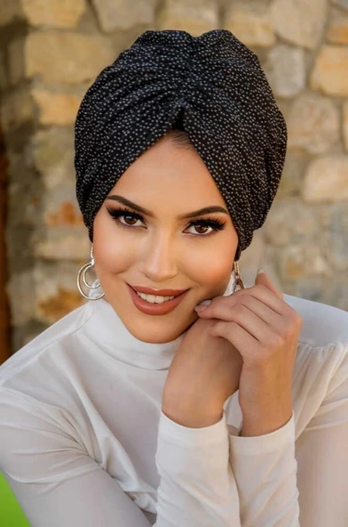 Siyah Puantiyeli Tokalı Bone - Resim 3