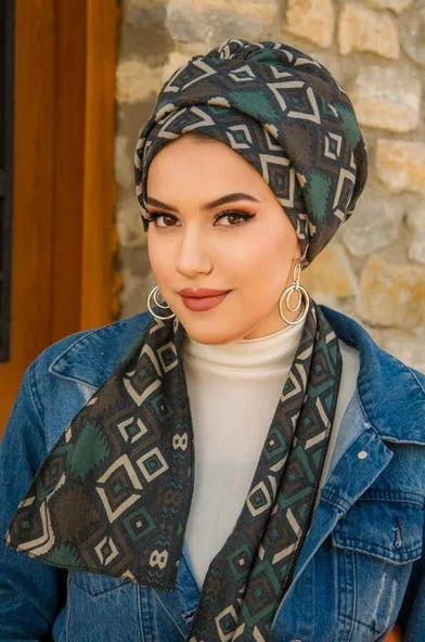 Yeşil Etnik Desenli Atkılı Bone - Resim 3