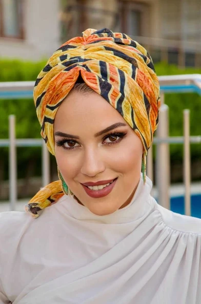 Turuncu Siyah Desen Tokalı Bone - Resim 3