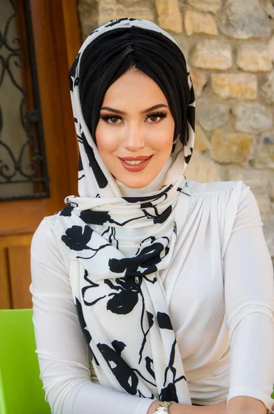 Beyaz Siyah Yaprak Desen Kelebek Model Büzgülü Bone Şal - Resim 2
