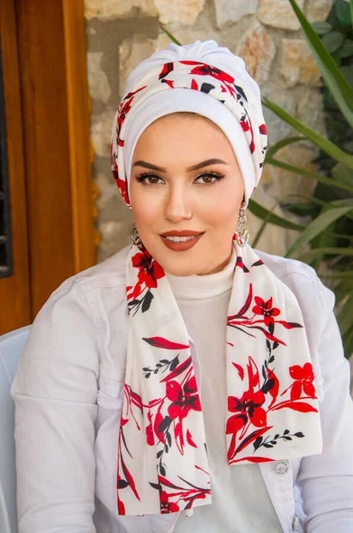 Beyaz Kırmızı Çiçek Desen Fularlı Bone - Resim 3