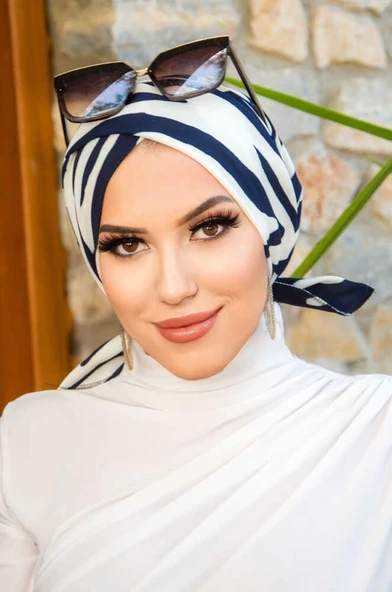 Lacivert Beyaz Zebra Desenli Çapraz Bone - Resim 3