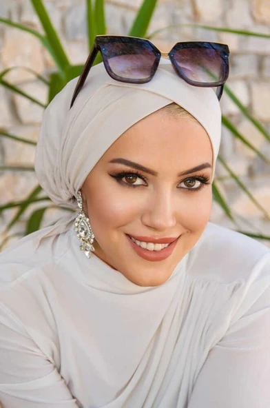 Ekru Çapraz Bantlı Bone - Resim 2