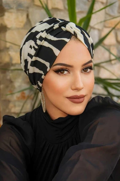 Zebra Desenli Hazır Burgu Düğüm Bone - Resim 3