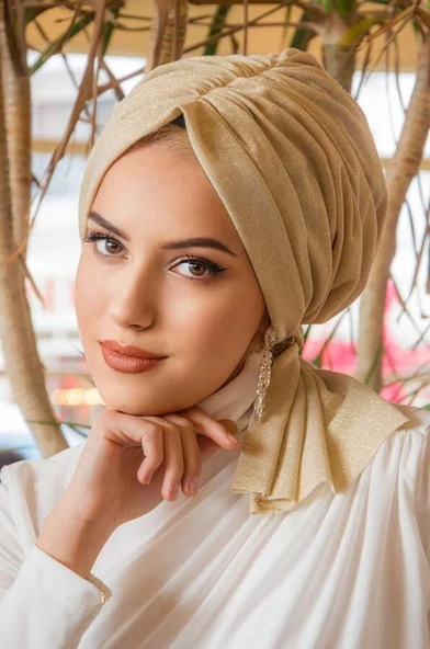 Krem Işıltılı Tokalı Bone - Resim 2